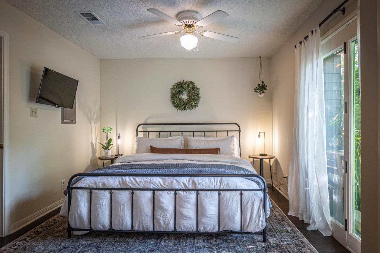 Lush, Enchanting Austin Oasis! Apartamento Exterior foto